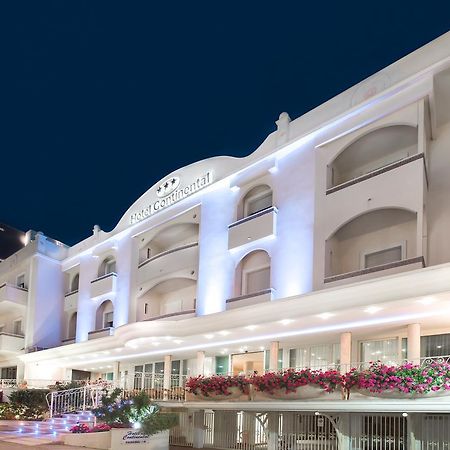 Hotel Continental Гаттео-а-Маре Экстерьер фото